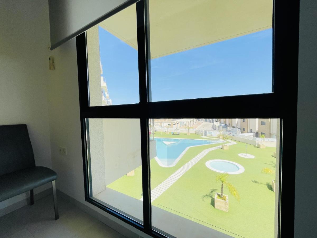 شقة 3090 Residencial Sabrina Dehesa de Campoamor  المظهر الخارجي الصورة